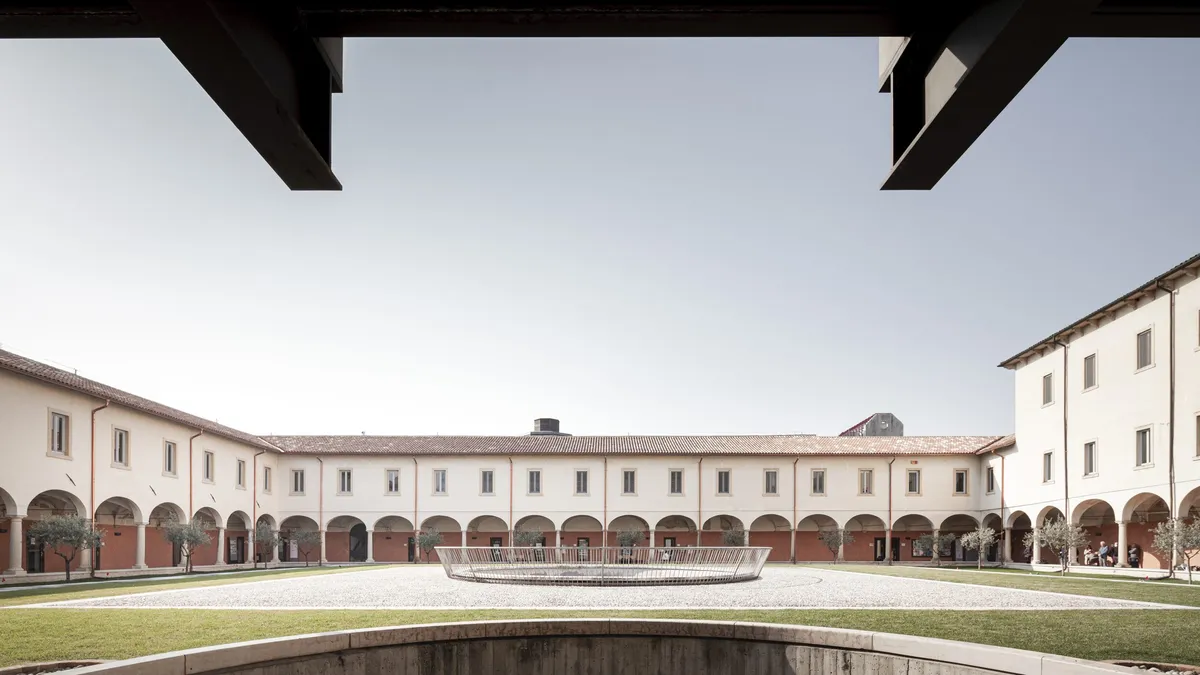 Chiostro San Francesco - via san francesco 22
